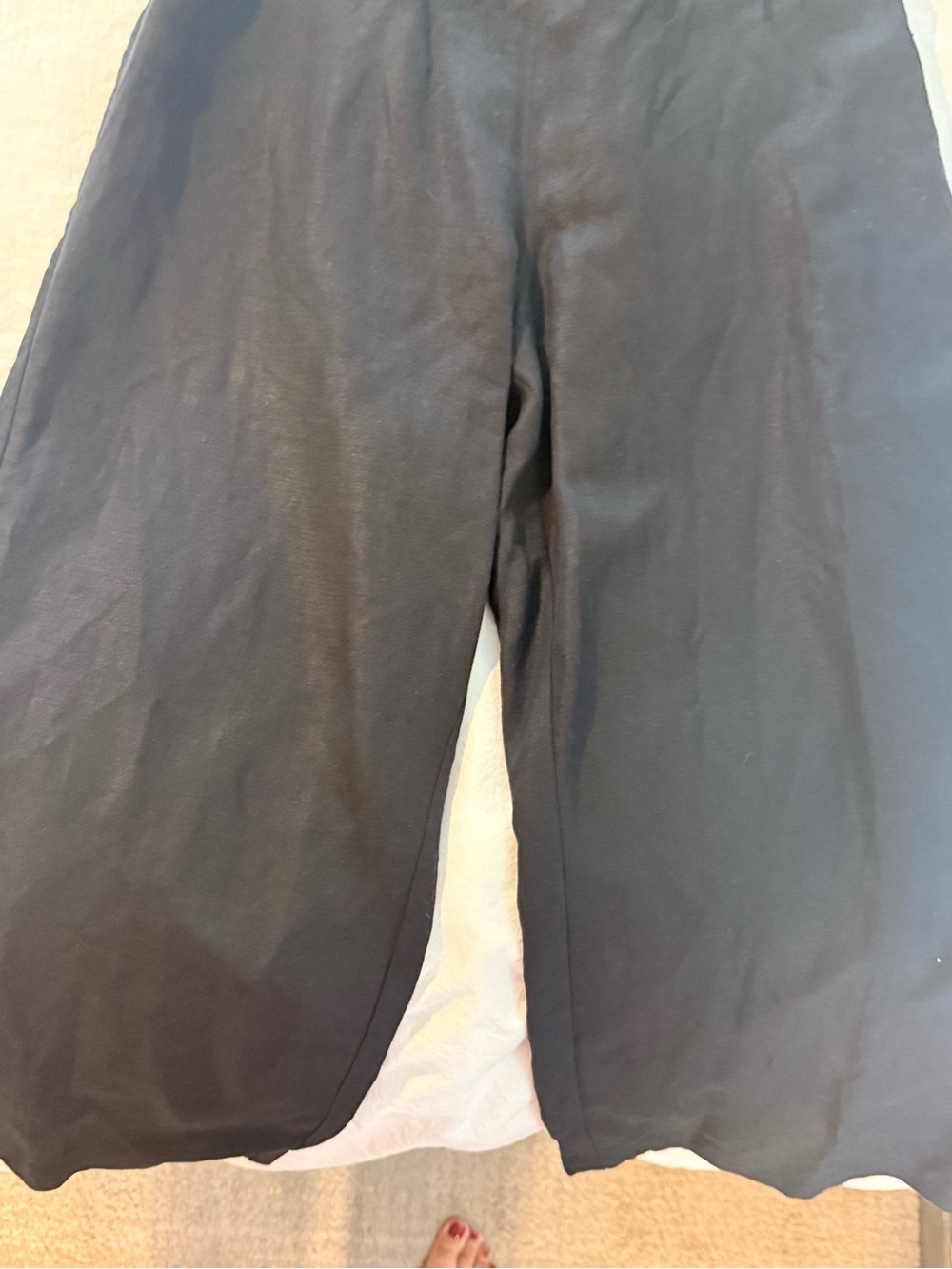Black Wide-Leg Sleeveless Linen-blend Jumpsuit with Belt - Picture 6 of 7